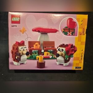 LEGO CREATOR: Hedgehog Picnic Date (40711)